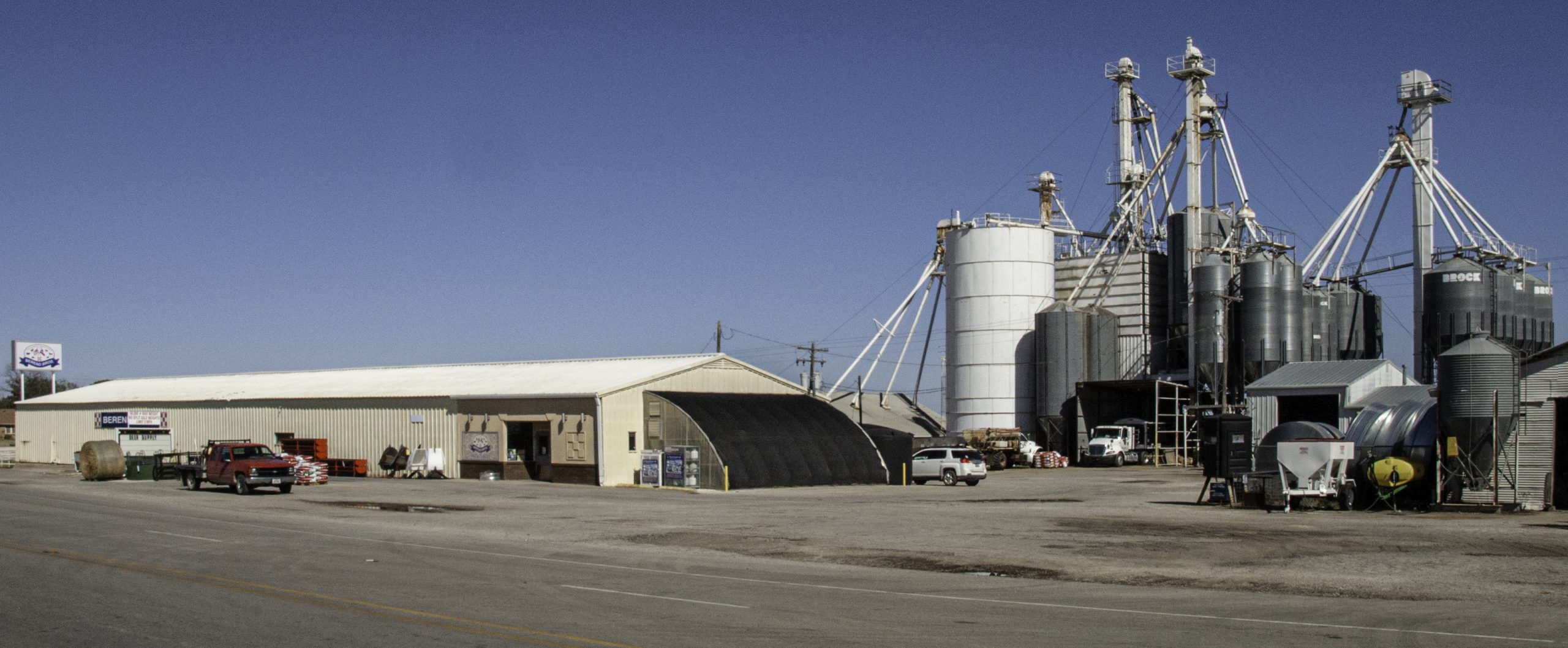 picture of Berend Bros feed mill